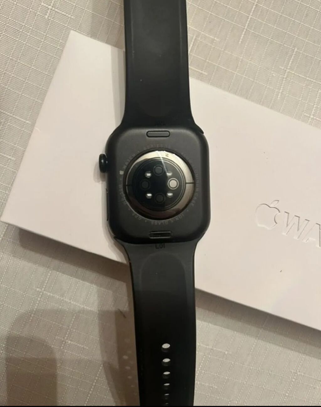Apple Watch (Model A3000) – qara rəng, silikon qayış Xüsusiyyətlər — Ağıllı saatlar, Novxanı (2)