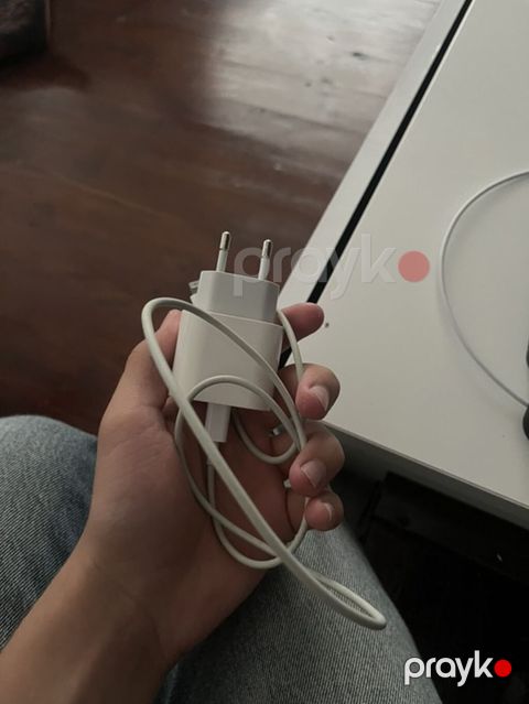 Smartfon şarj adapteri kabelilə, işlənmiş — Bakı