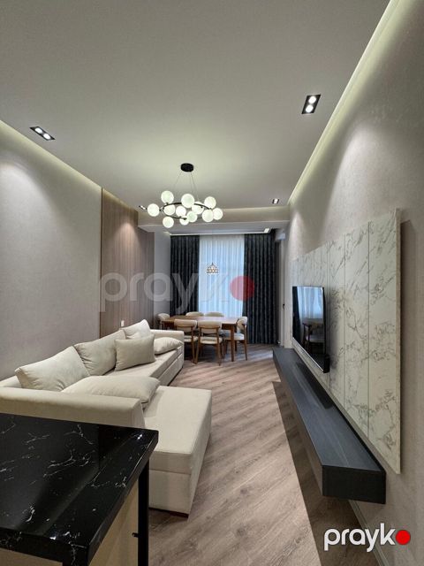 İcarəyə verilir 3 otaqlı yeni tikili 130 m²