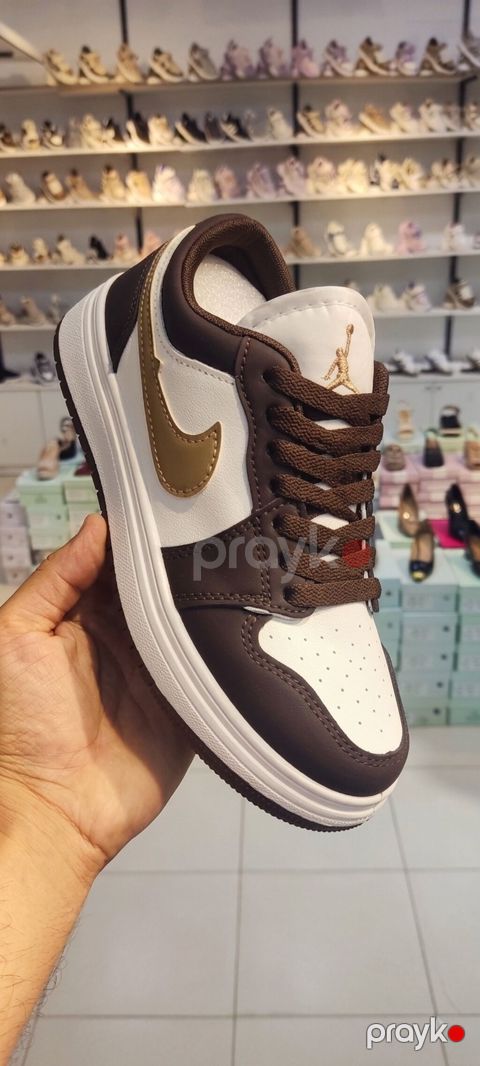 Uşaq idman ayaqqabıları (sneaker)