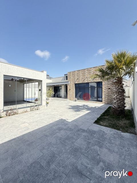 Satılır 4 otaqlı həyət evi/bağ evi 170 m²