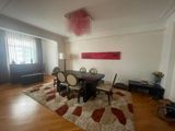 Tecili satilir.Zal mebel. 2 lustra hediyye. Pianino daxil deyil. Asaqı — Furniture