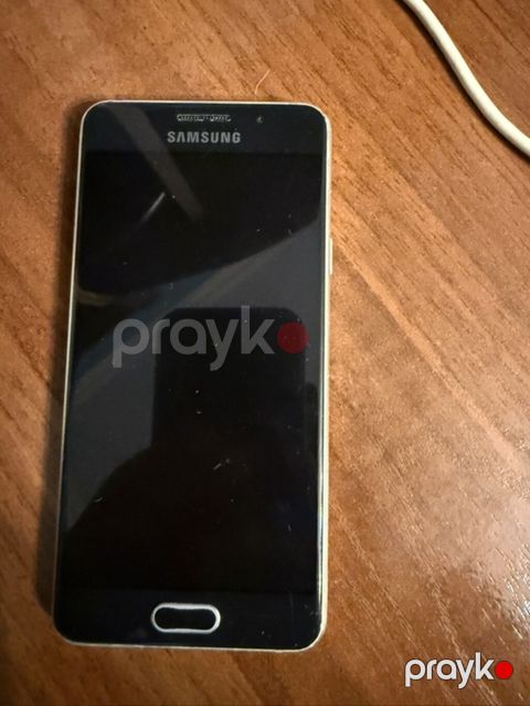 Samsung 16 GB, rəng - Qızılı, Qırıq