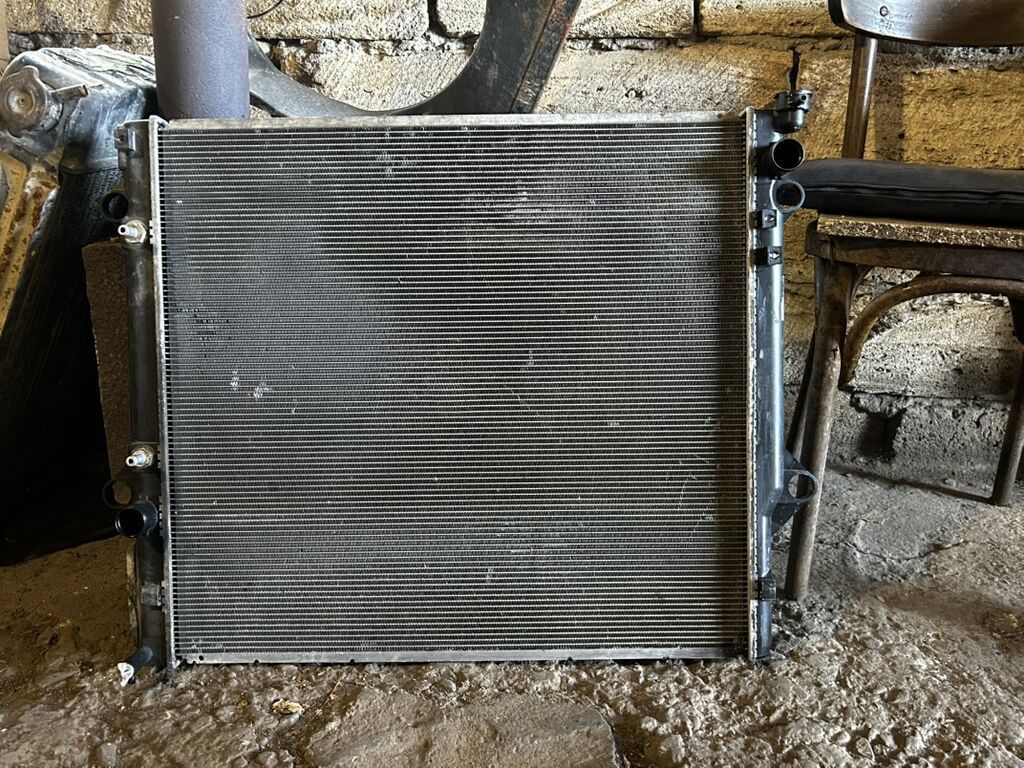 Toyota Prado Land Cruiser 2013 il, Orijinal, Yaponiya, İşlənmiş — Radiatorlar, Sumqayıt