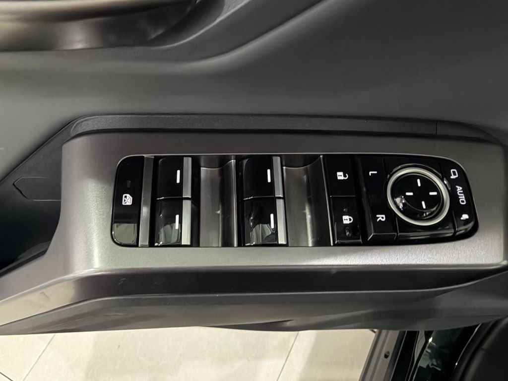 Toyota Wildlander, 2.0 L, 1.6 kWh, 2026 il, yeni — Avtomobillər, Bakı (7)