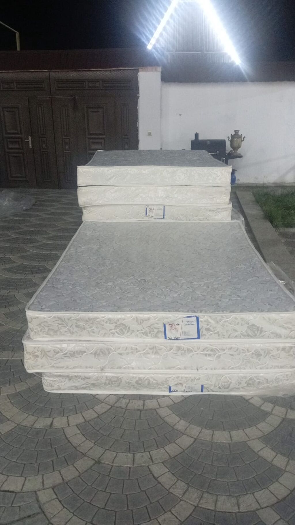 Böyüklər üçün İşlənmiş Döşək — Tekstil, Qəbələ