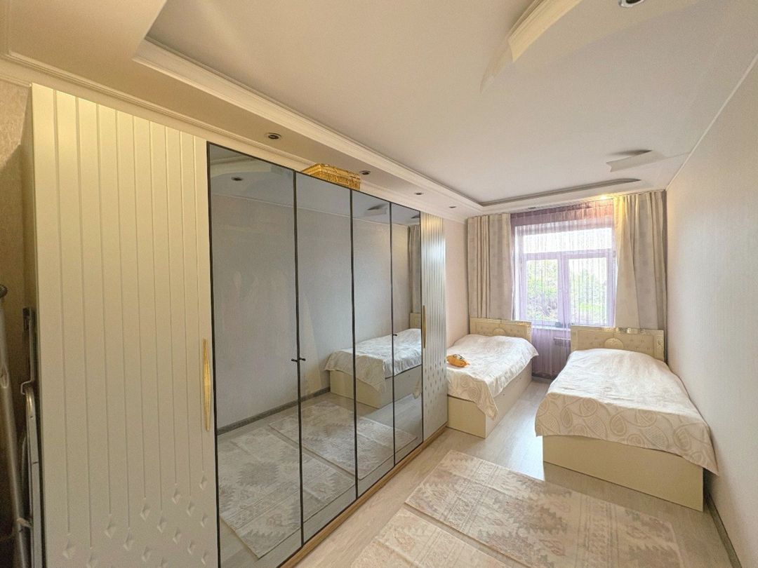 Satılır 2 otaqlı köhnə tikili 65 m² — Mənzil, Bakı (5)