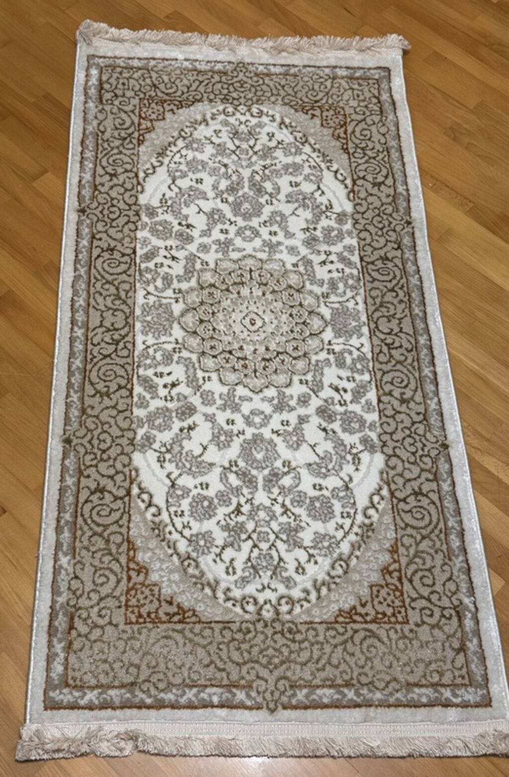 Xalça — Xalılar, Bakı (2)