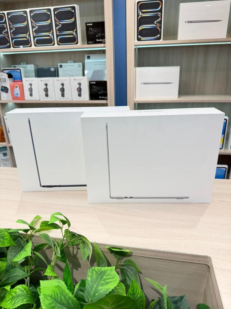 Apple Macbook Air 13.6 'inch M5 16/512GB Silver — Elektronika, Bakı (2)
