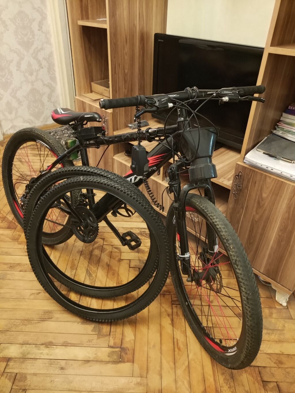 Bmx markalı 26-lıq velosiped qırmızı-qara qarışığ rəng üstündə danq — Dağ velosipedləri, Bakı (2)