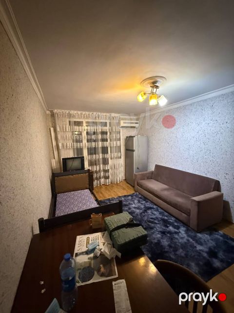 İcarəyə verilir 2 otaqlı köhnə tikili 60 m²