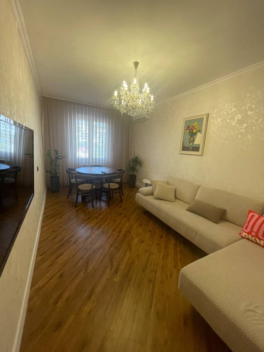 Satılır 3 otaqlı köhnə tikili 90 m² — Mənzil, Bakı