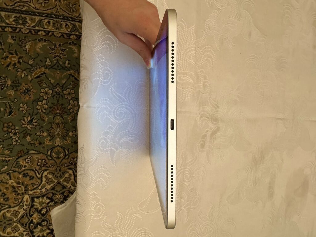 İşlənmiş Apple iPad 11", 128 GB, gümüş, USB-C — Planshetlər, Bakı (4)