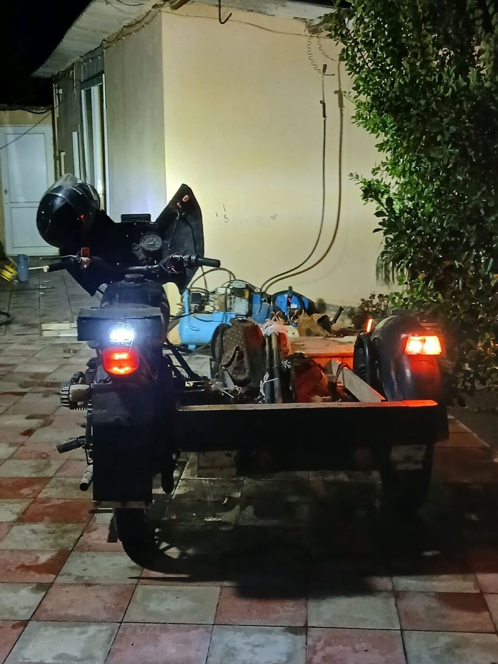 Razılaşma yolu ilə real alıcılar əlaqə saxlaya bilər əlaqə nömrəsi — Motosikletlər, Salyan
