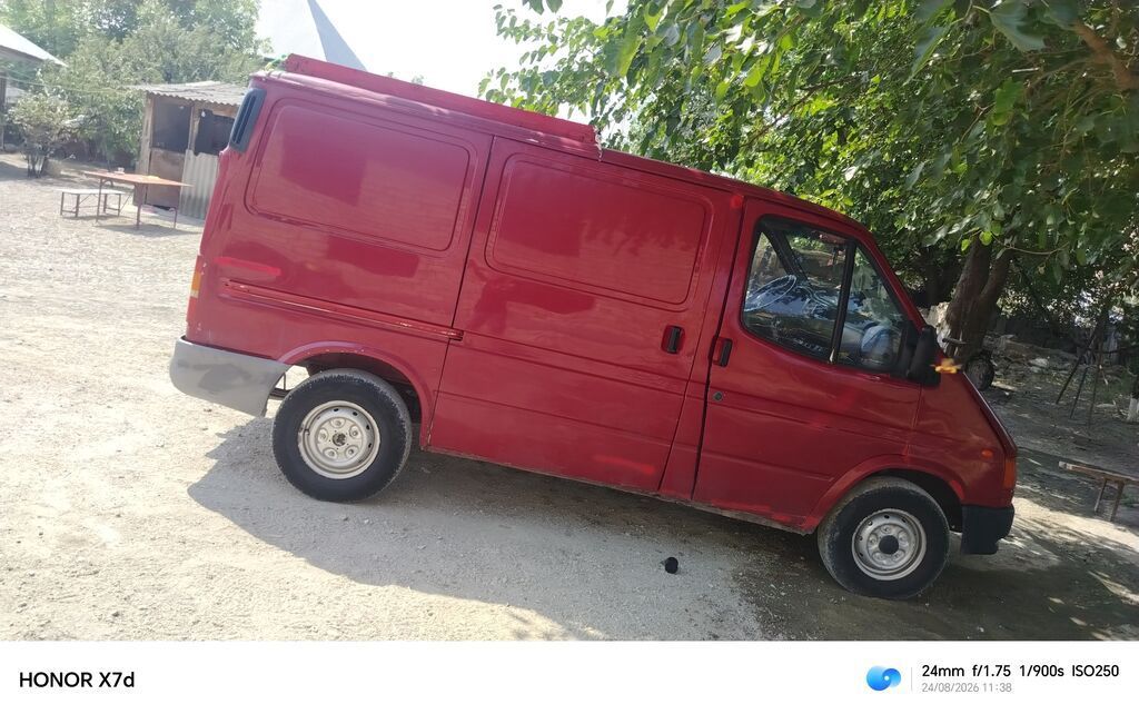 Ford Transit yük mikroavtobusu - Kuzov: qapalı furqon, 2 yan sürgülü — Avto, Ağsu (4)