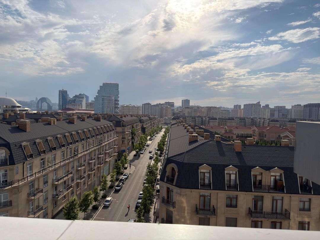 Satılır 8 otaqlı yeni tikili 750 m² — Mənzil, Bakı (3)