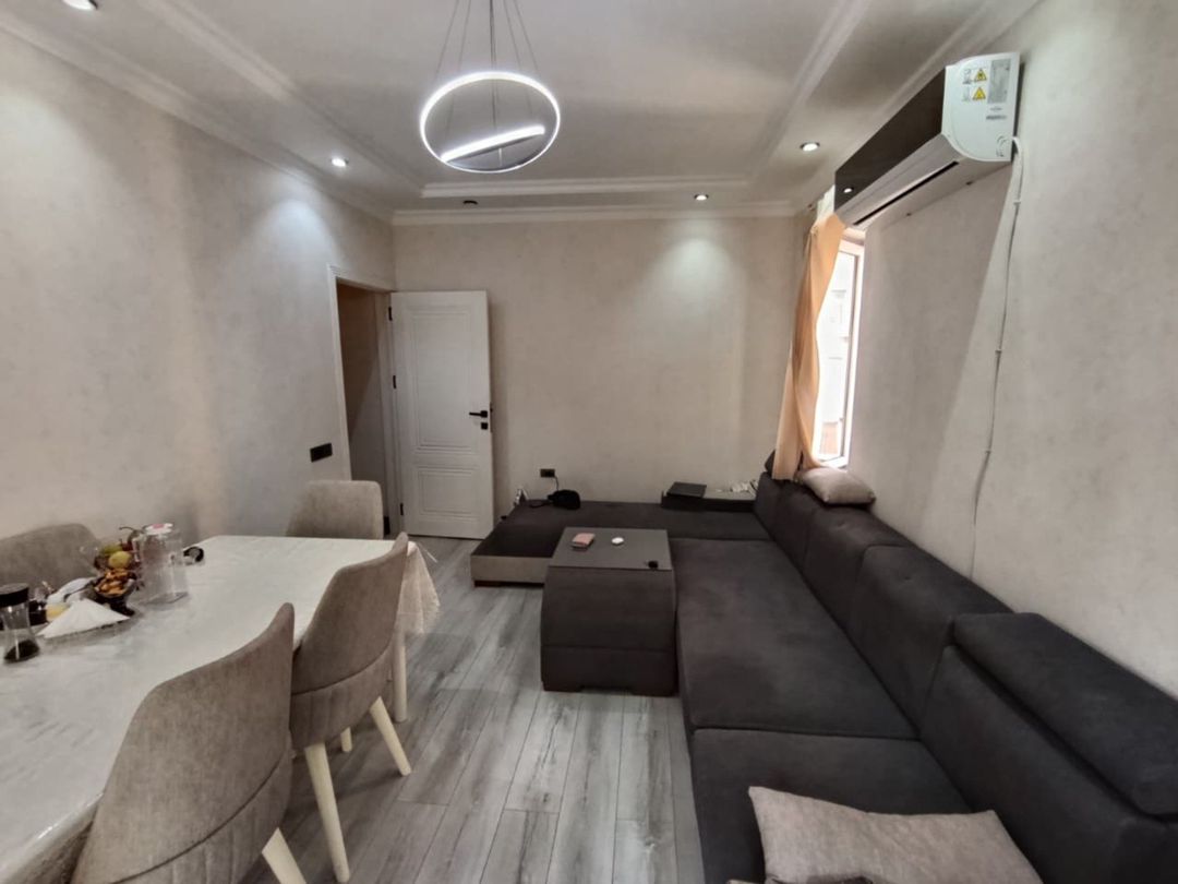 Satılır 2 otaqlı köhnə tikili 50 m² — Mənzil, Bakı (11)