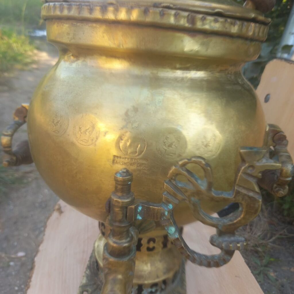 Məhsul: Pirinçdən qədim kömürlü samovar Təsvir: - Material: tam — Mallar, Astara (4)