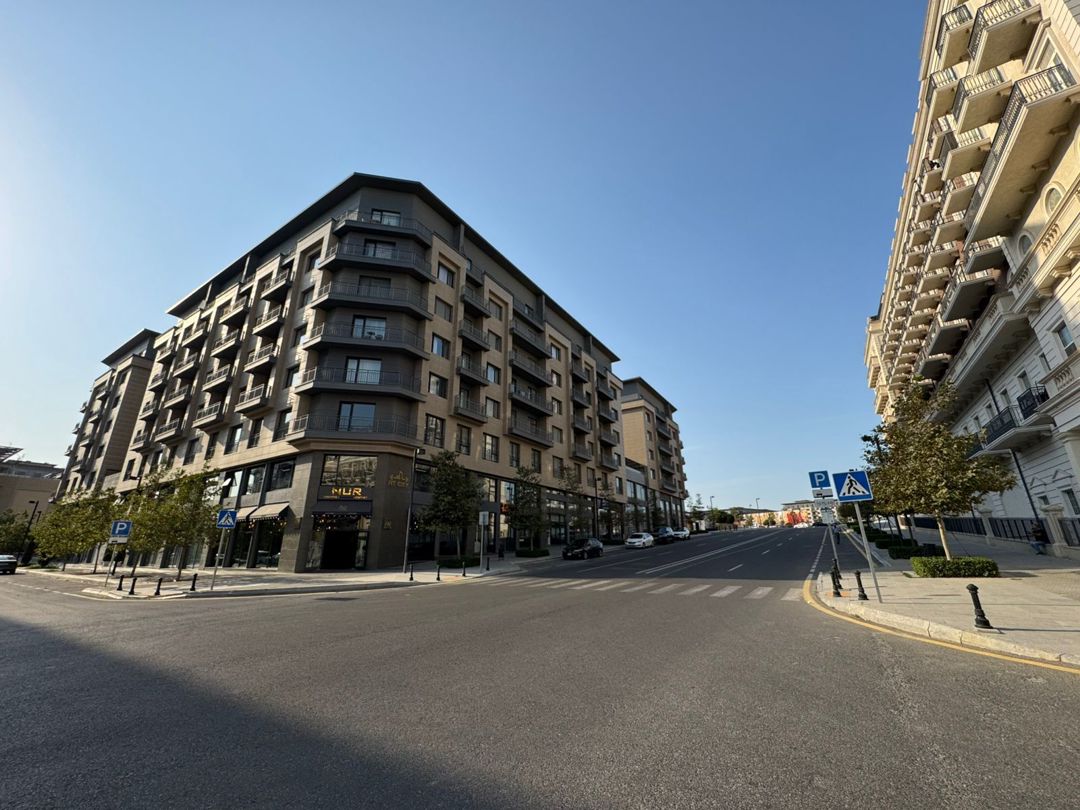 Satılır 3 otaqlı yeni tikili 128 m² — Mənzil, Bakı (2)