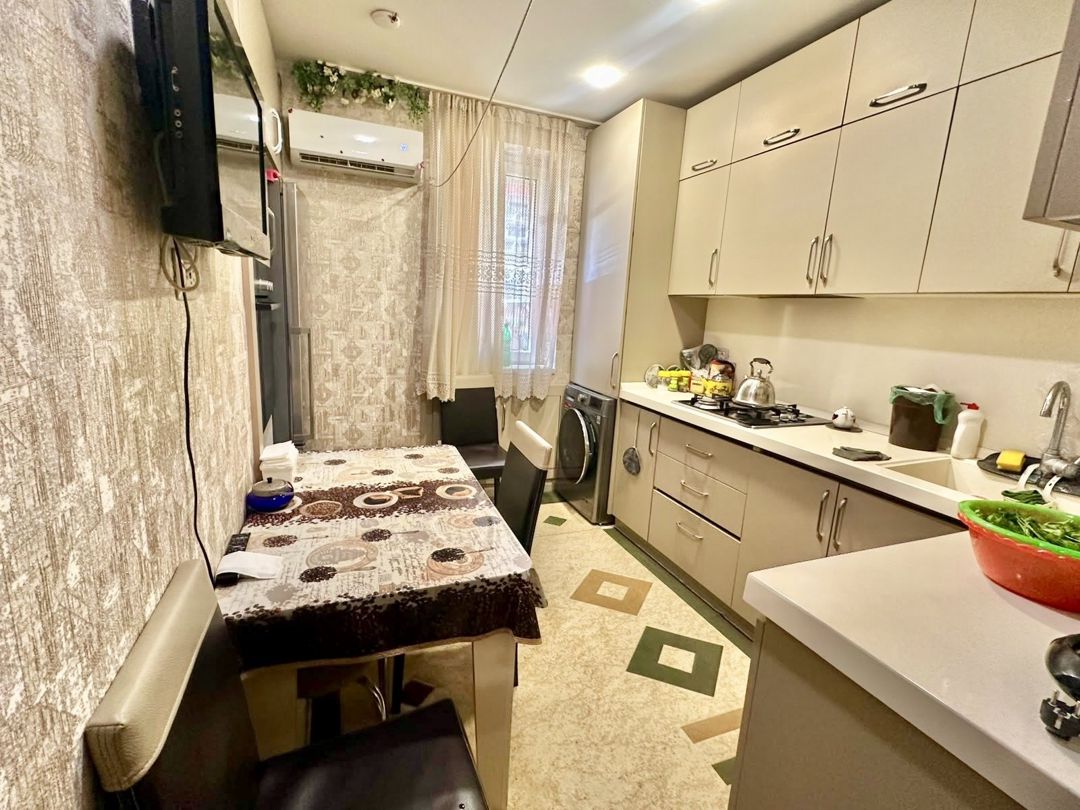Satılır 4 otaqlı köhnə tikili 120 m² — Mənzil, Bakı (7)