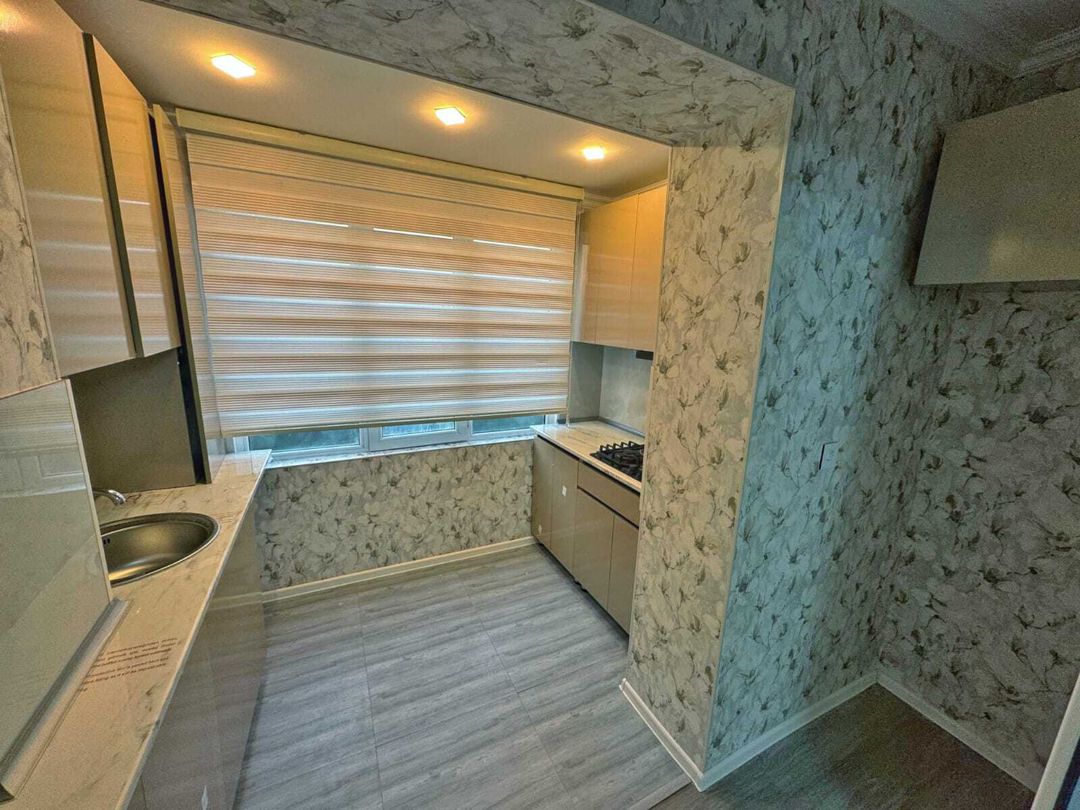 Satılır 2 otaqlı köhnə tikili 40 m² — Mənzil, Bakı (2)
