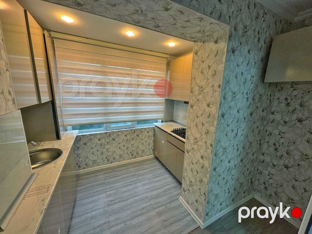 Satılır 2 otaqlı köhnə tikili 45 m² — Mənzil, Bakı (2)