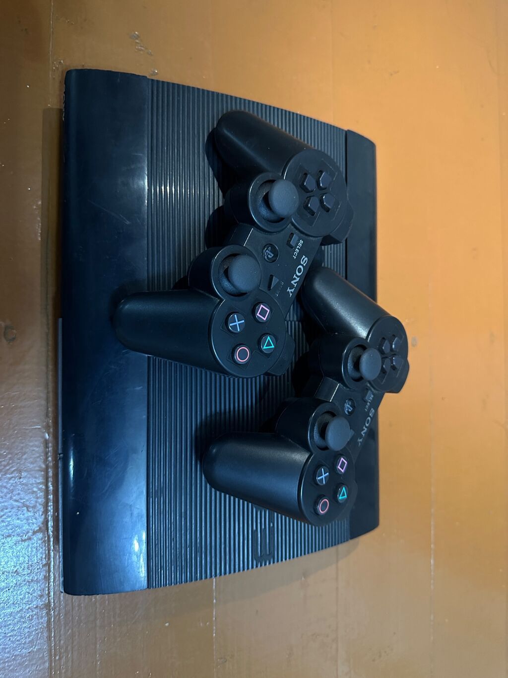 Salam ps3 super slim satlır heç bir problemi yoxdur ilkdən məndə olb — Elektronika, Zərdab