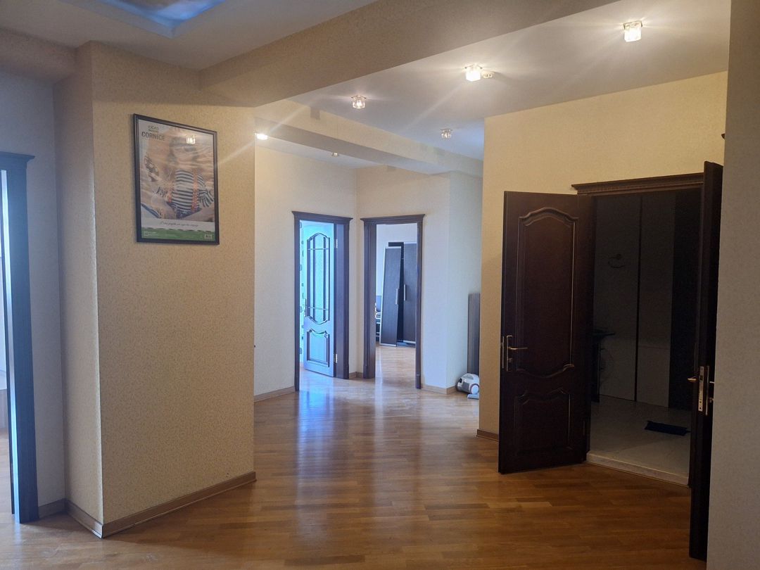 Satılır 2 otaqlı yeni tikili 126 m² — Mənzil, Bakı (3)