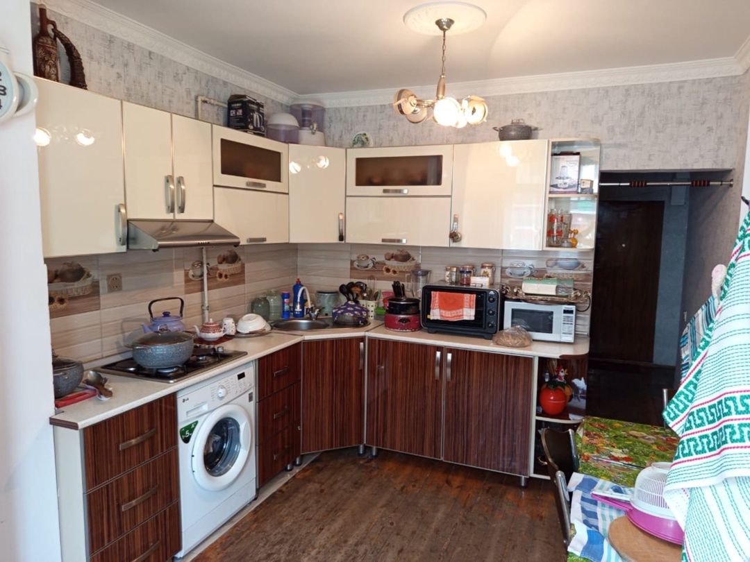 Satılır 2 otaqlı köhnə tikili 65 m² — Mənzil, Bakı (3)