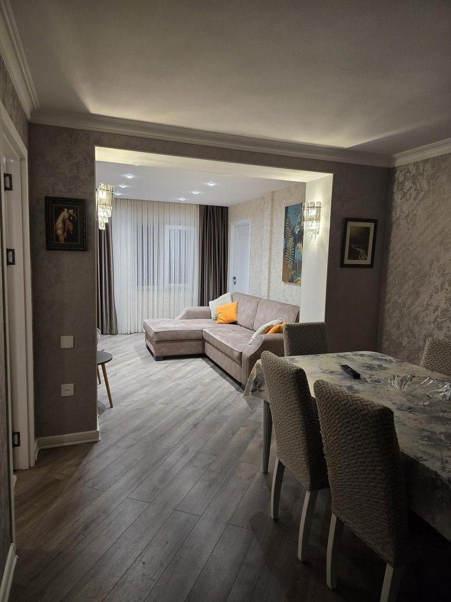 Satılır 3 otaqlı köhnə tikili 85 m² — Mənzil, Bakı