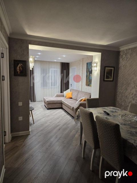 Satılır 3 otaqlı köhnə tikili 85 m²
