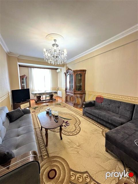 Satılır 3 otaqlı yeni tikili 90 m²
