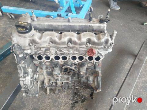 Kia Ceed mühərrik başlığı
