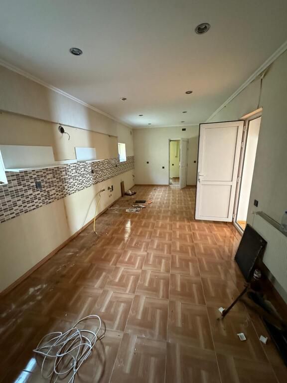 Satılır 5 otaqlı həyət evi/bağ evi 350 m² — Ev, villa, Bakı (12)