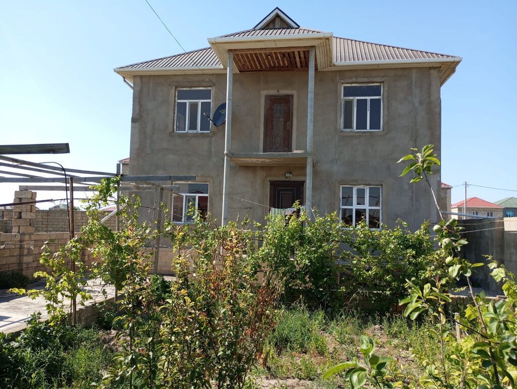 6 otaqlı, 230 kv. m, Orta təmir