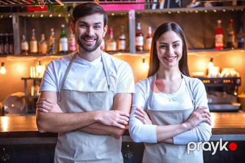 Ofisiant tələb olunur — Bakı