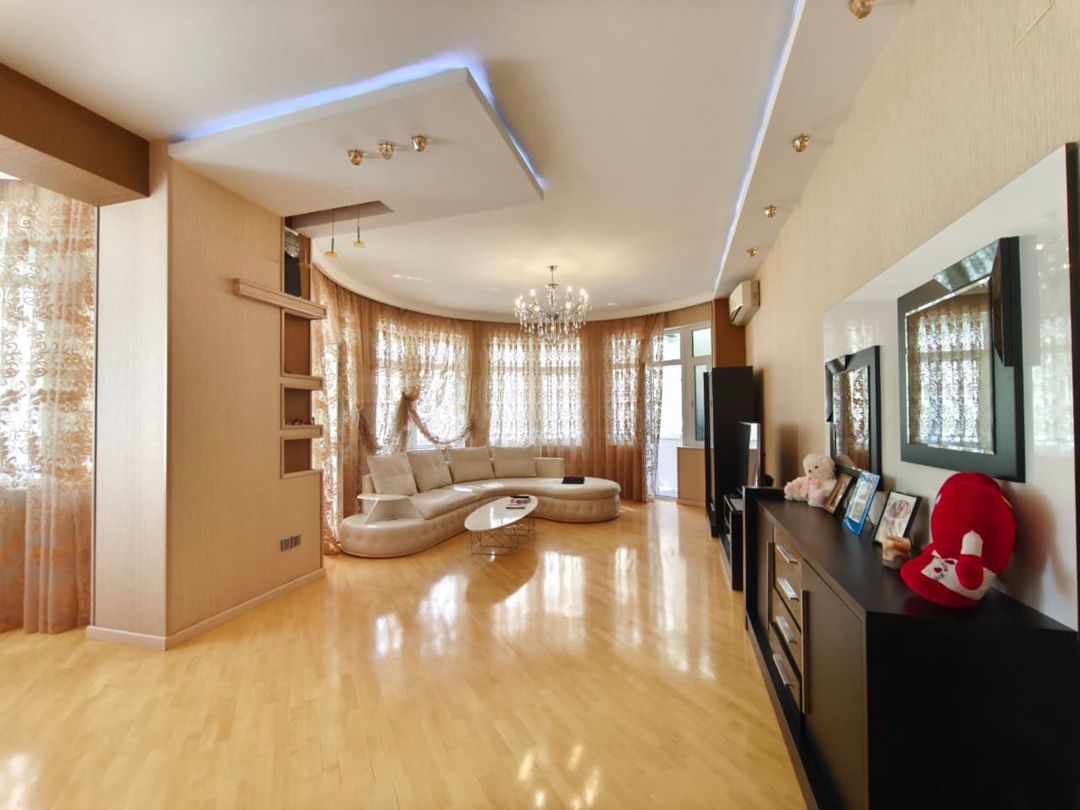 Satılır 2 otaqlı yeni tikili 130 m² — Mənzil, Bakı (12)