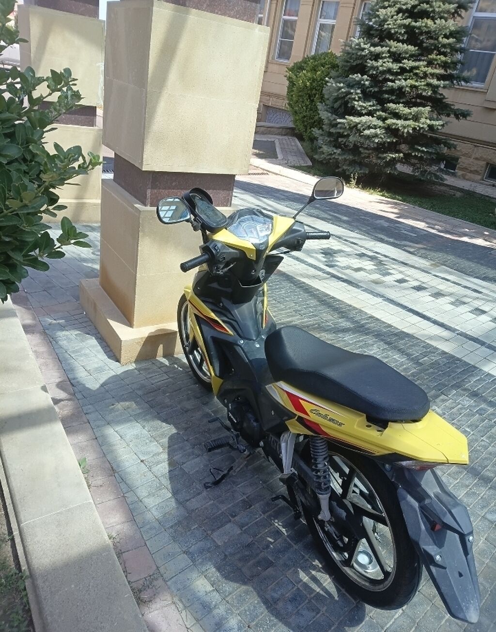 Tufan S50 satilir. Heç bir problemi yoxdur.3700 km gedib. Senedleri — Motosikletlər, Bakı