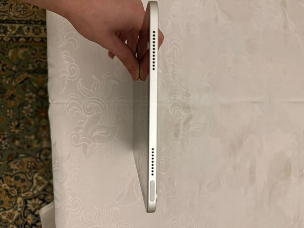 İşlənmiş Apple iPad 11", 128 GB, gümüş, USB-C — Planshetlər, Bakı (6)