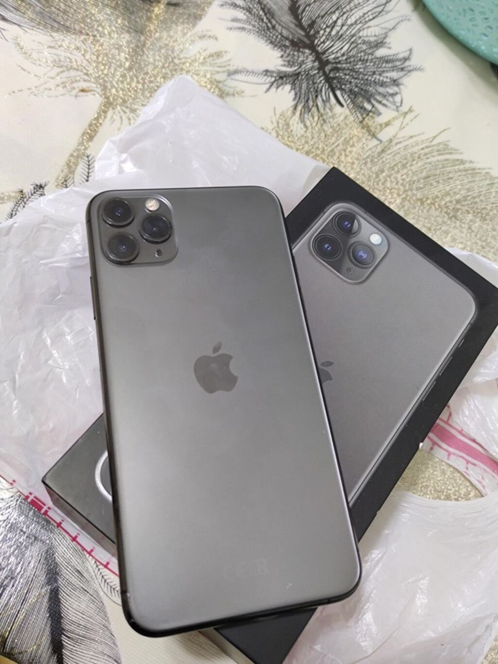 iPhone 11 Pro Max, Space Gray, Face ID
