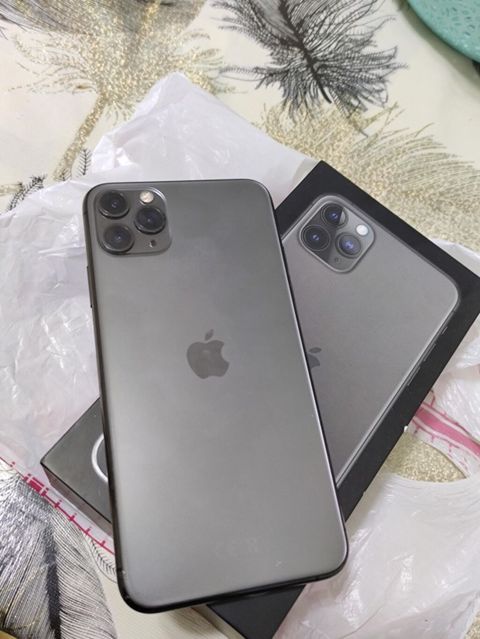 iPhone 11 Pro Max, Space Gray, Face ID