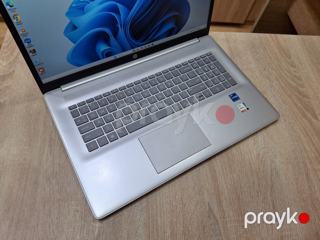 HP 17.3 i7 1255U 16GB RAM 512GB SSD — Noutbuklar, Bakı (4)