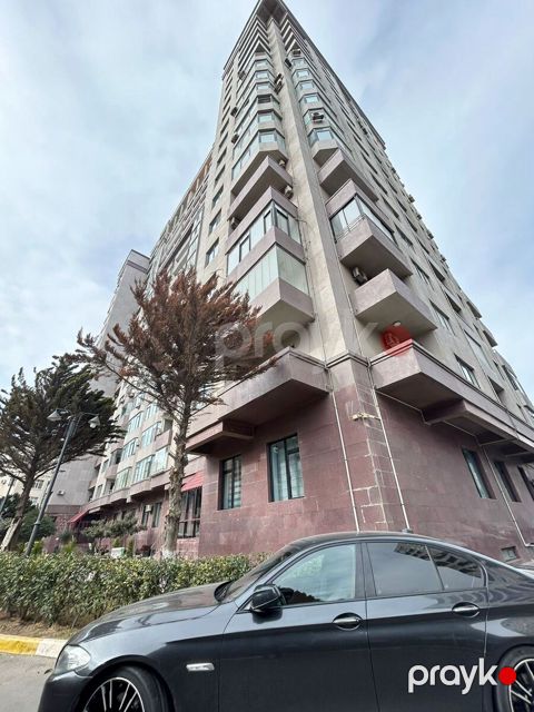 İcarəyə verilir 3 otaqlı ofis 160 m²