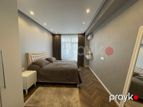 Satılır 3 otaqlı yeni tikili 95 m²