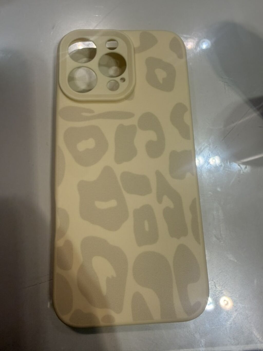Iphone 16 pro max ucun case. Aciq sari rengdedi. Yenidi, istifade — Elektronika, Bakı