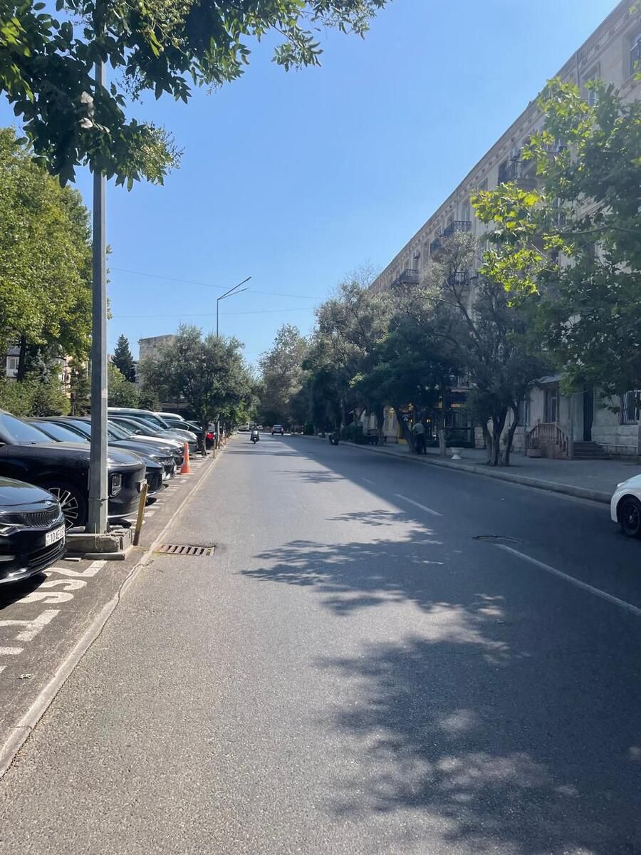 Satılır 3 otaqlı köhnə tikili 100 m² — Mənzil, Bakı (3)