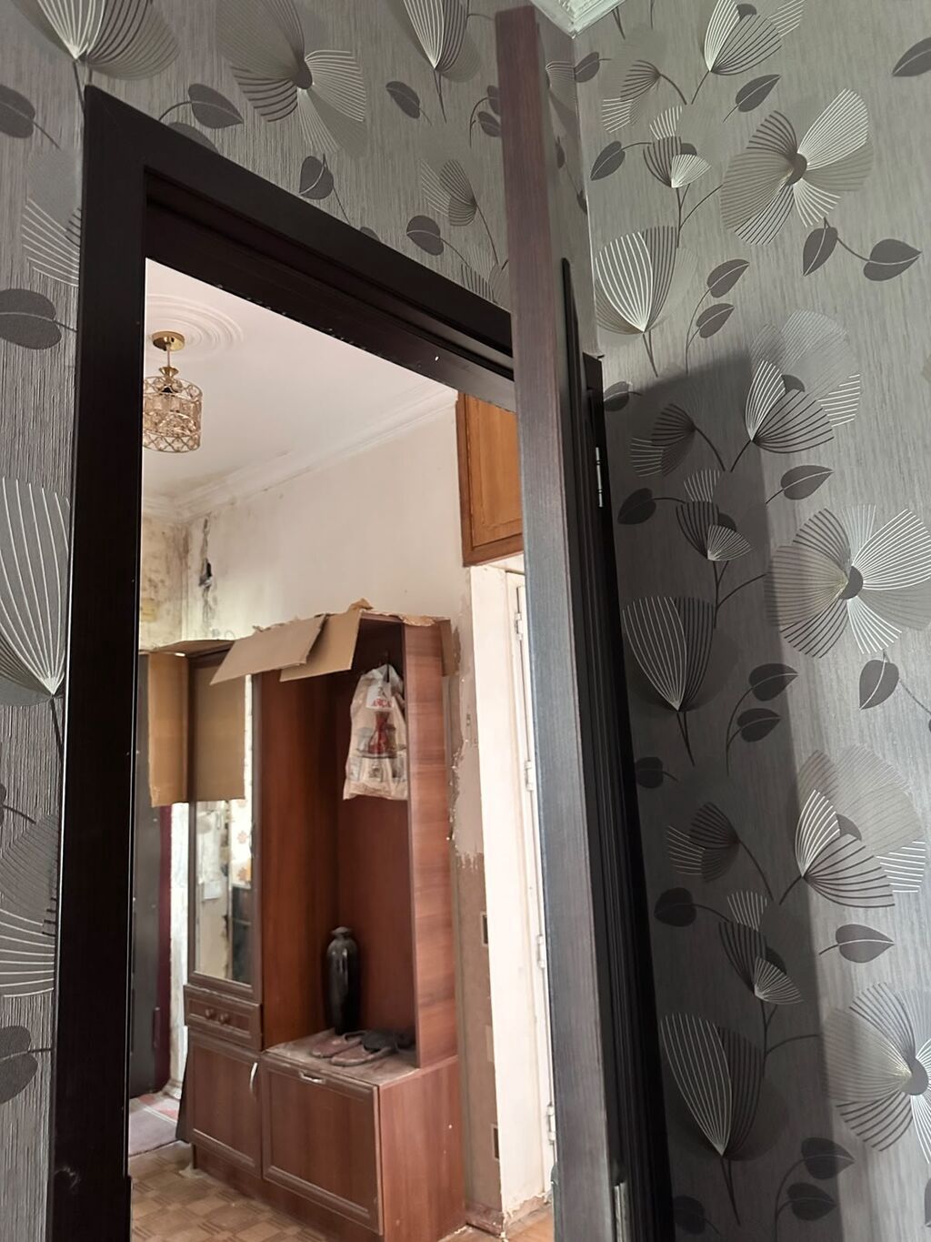 Yataq otağı üçün İşlənmiş Otaq qapısı Çərçivə ilə, Zəmanətsiz, Ödənişli quraşdırma, Ödənişli çatdırılma — Mallar, Bakı (4)