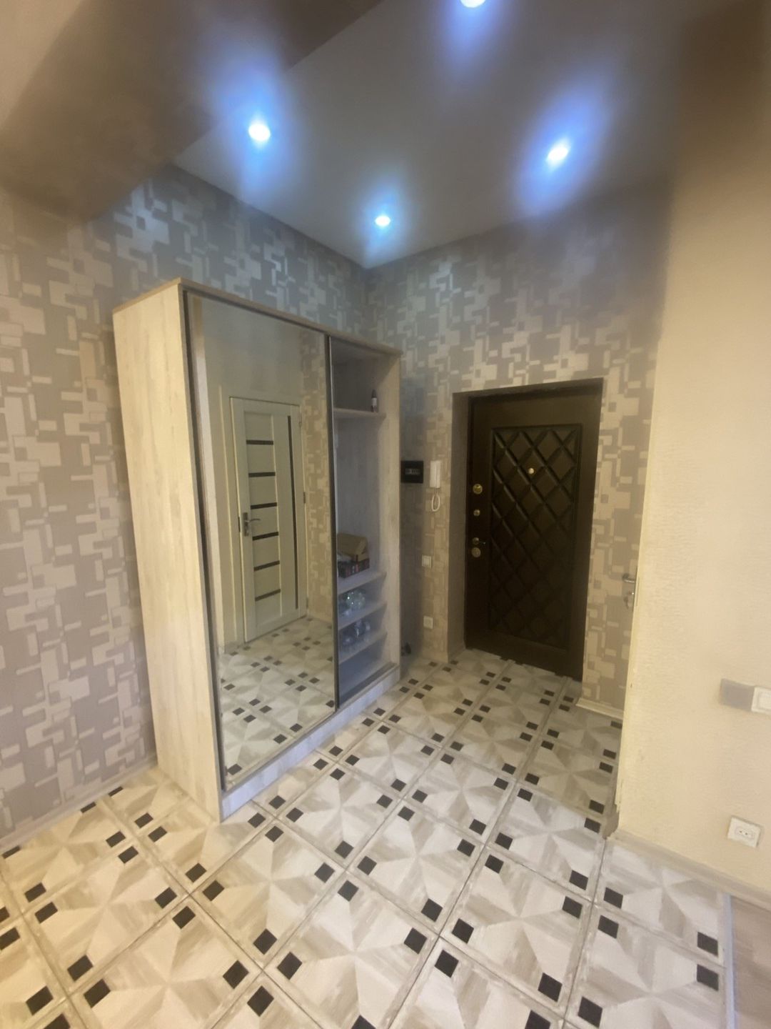 İcarəyə verilir 2 otaqlı yeni tikili 70 m² — Mənzil, Bakı (12)