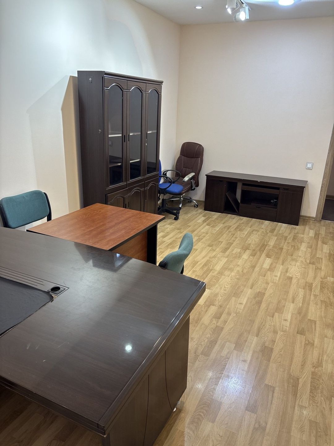 İcarəyə verilir 4 otaqlı ofis 80 m² — Ofis, Bakı (2)
