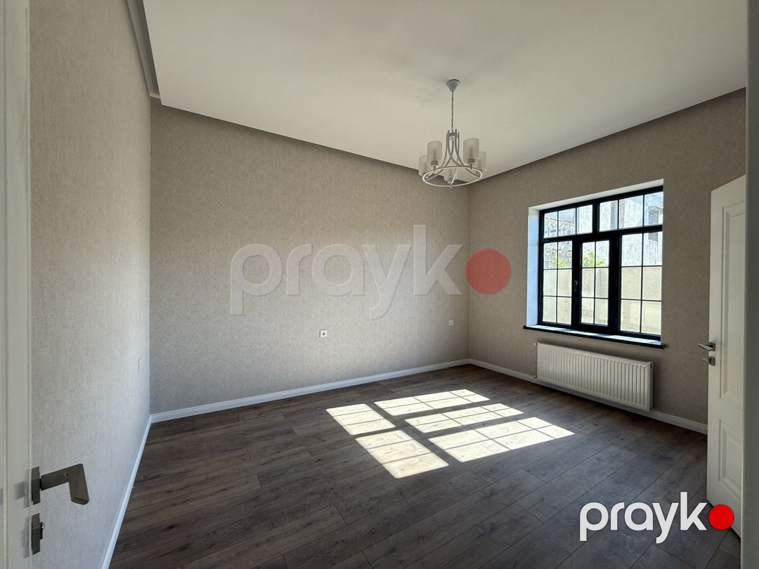 Satılır 5 otaqlı həyət evi/bağ evi 230 m² — Ev, villa, Bakı (11)